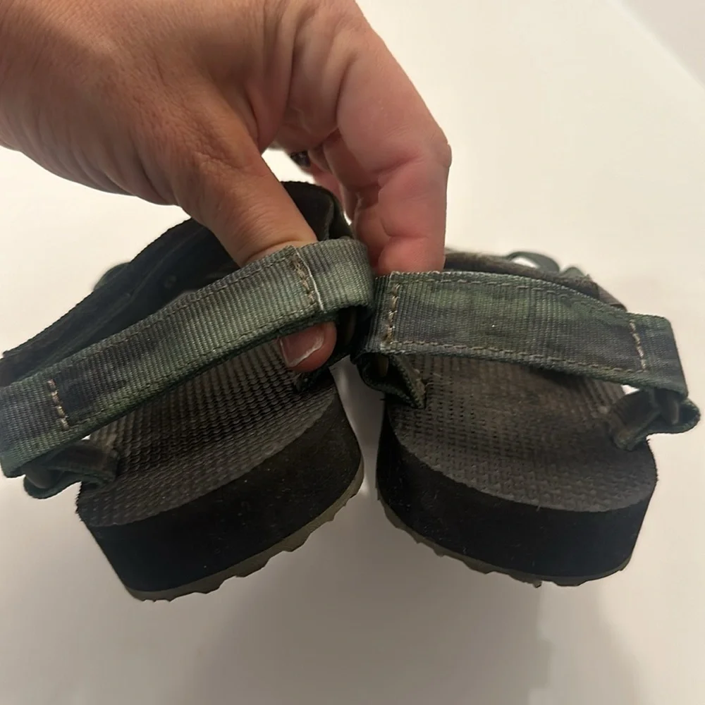 Kid's Original Universal green ombré Sandals K1